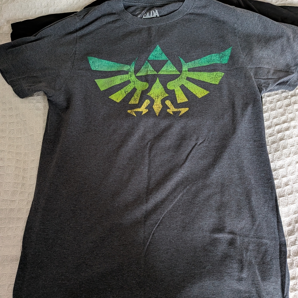 Zelda Lot Of Shirts